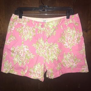 Crown & Ivy patterned shorts